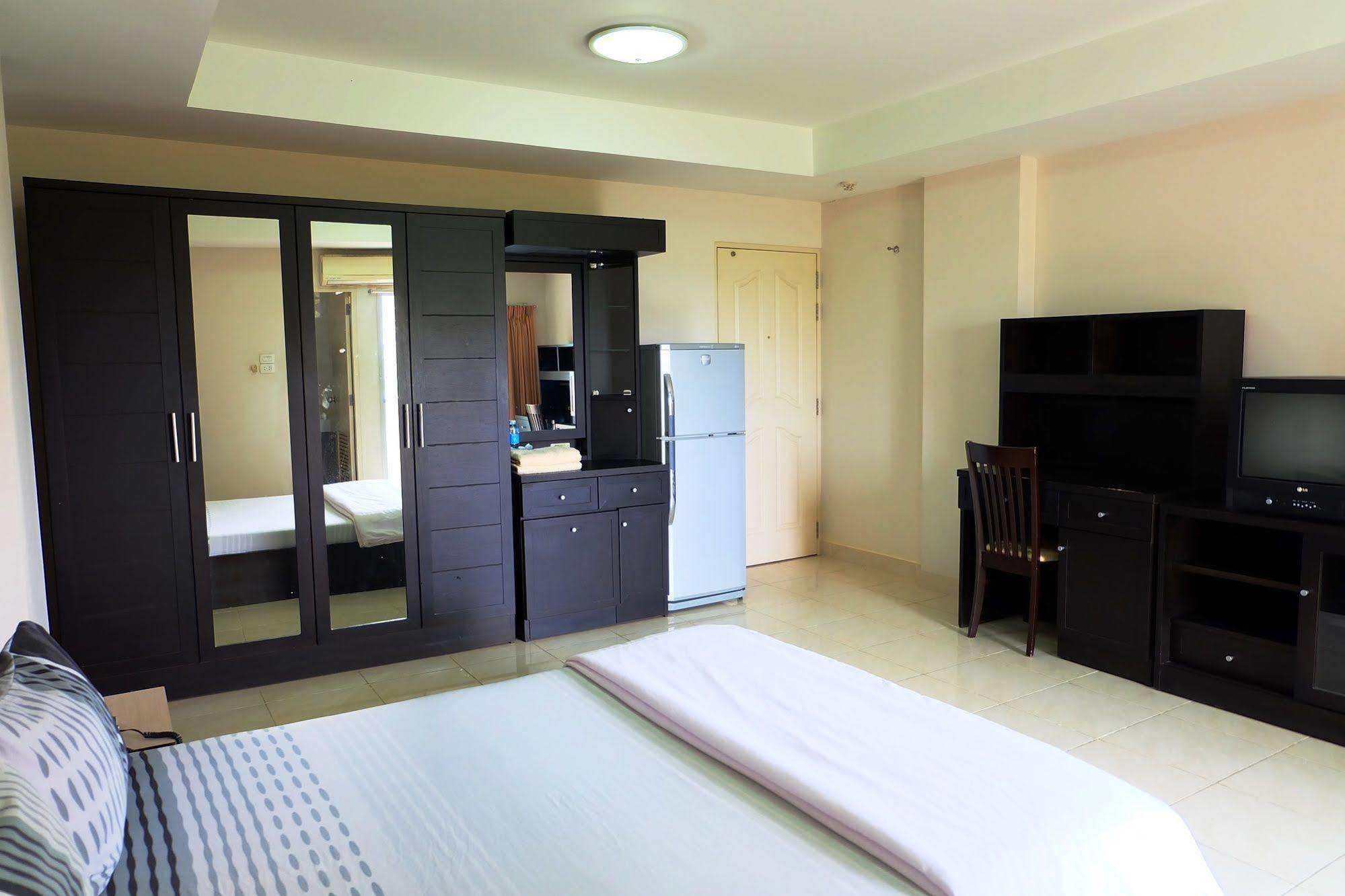 Larrivee Hotel Bang Bo Eksteriør billede